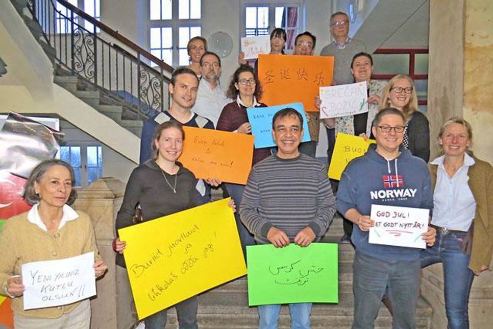 Ehrenamtliche Dozenten verschafften an der Voß-Schule Einblicke in 13 Sprachen.