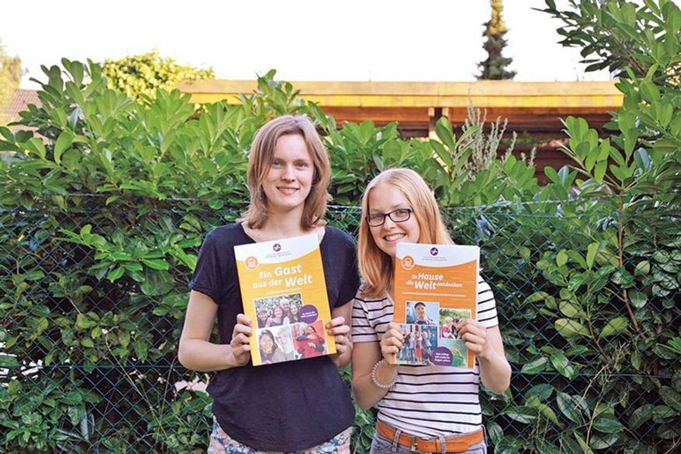 Haben selbst am Austauschprogramm von Youth For Understanding (YFU) teilgenommen: Katharina Batzing (l.) und Clara Schulz.