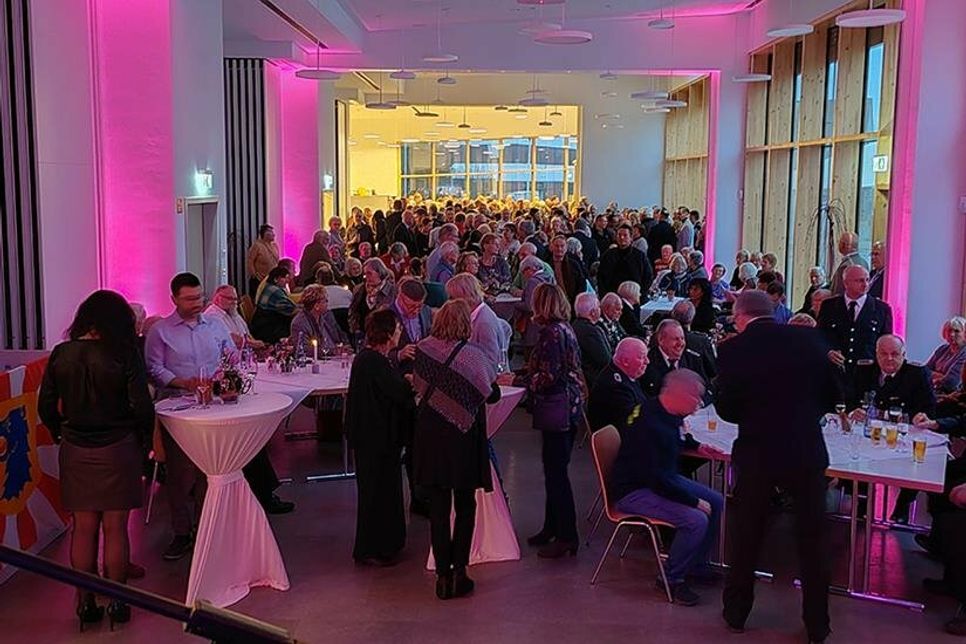 Zum ersten Mal fand der Neujahrsempfang von Scharbeutz im Haffhuus in Haffkrug statt und rund 400 Gäste folgten der Einladung.