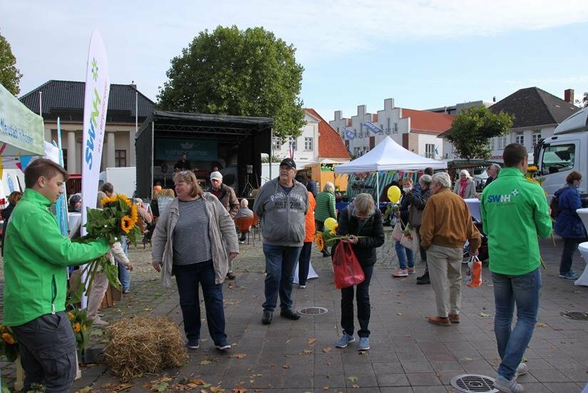 130 Jahre Wochenmarkt Neustadt in Holstein der reporter