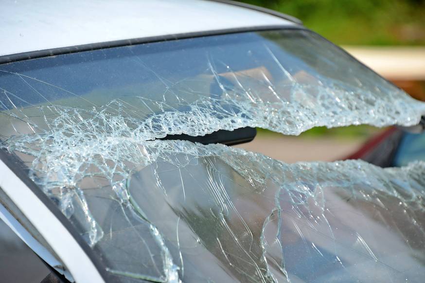 Steinschlagreparatur vom Profi - Auto-Glasbruch - Ratgeber - der