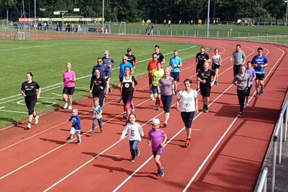 25 Läufer unterstützen die Aktion „Kein Kind ohne Sport“.