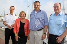 Tauschten sich über gemeinsame Interessen von Bund und Land zur Sicherheit auf der Ostsee aus: Frank Goerke, Bettina Hagedorn, Stefan Studt und Bodo Kaping (v. lks.).