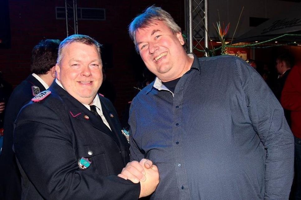 Ortswehrführer Frank Kuntz (lks.) und Martin Evers.