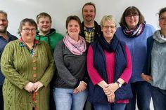Zum Vorstand gehören: Peter Schulz, Marion Lange, Marcel Brandmeier, Wenke Breede, Marco Breede, Dagmar Bebensee, Hanneke Meyer und Gesa Hoffmann-Wülfing (v. lks.).