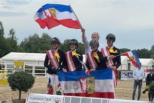 Greta Wroblewski, Lia Mattil, Emil Krüger, Yul Freitag (v. lks.) und Mannschaftsführer Andreas Freitag.