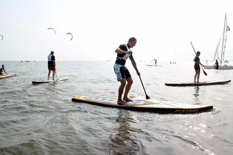 Immer noch eine der beliebtesten Wassersportarten: Stand Up Paddling.