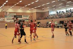 Wie auf dem Foto im Pokalspiel gegen den Erstligisten TBV Lemgo, werden die Spieler der HSG Ostsee auch das Heimspieldebüt in Liga 3 voll motiviert angehen.