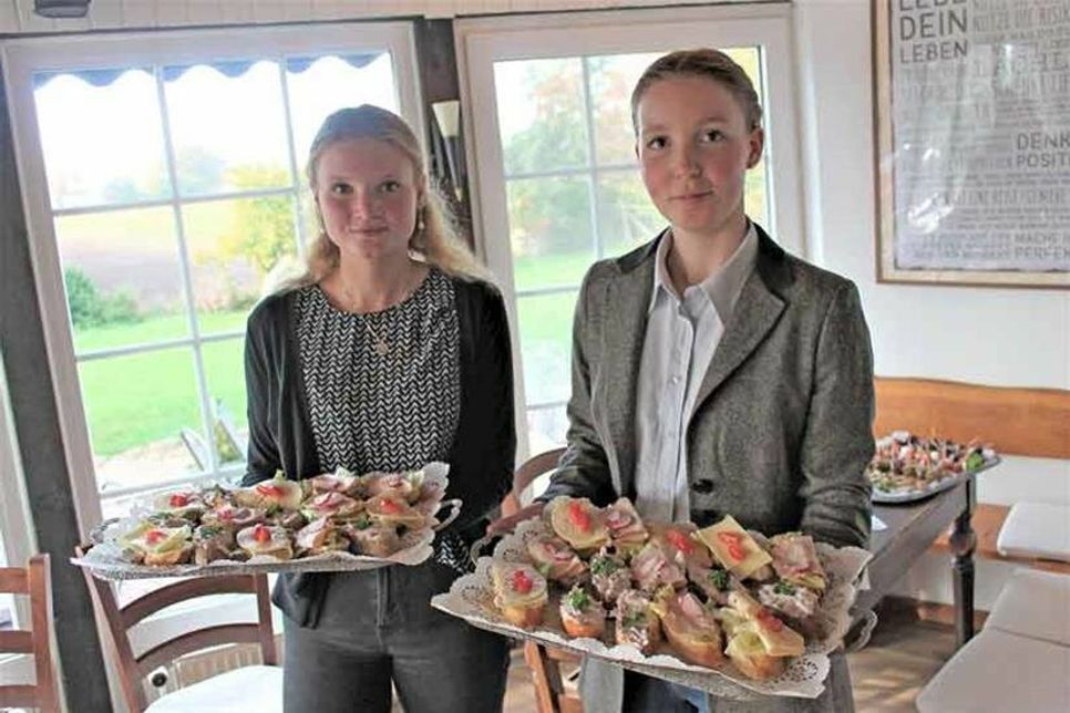 Zwei, die im Film überzeugen…Hannah Eckhoff und Marie-Theres Theede.