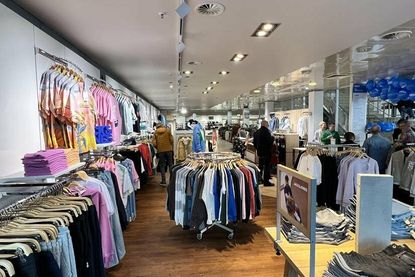 In den ehemaligen Räumlichkeiten der Bäckerei befindet sich nun das Trendsortiment für Herren.