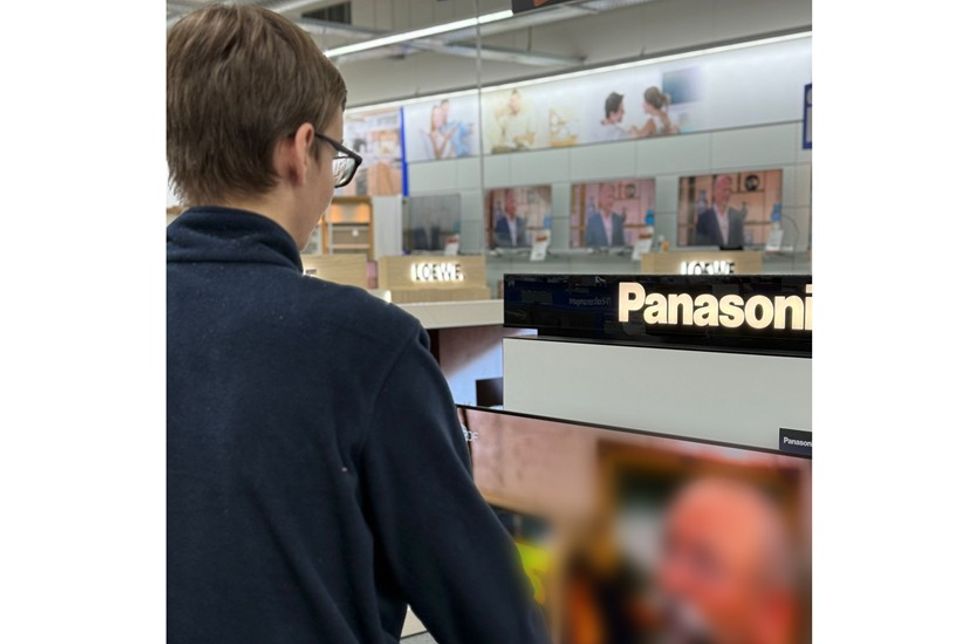 Das ZDF schaltet SD-Fernsehen ab: Zuschauer sollten jetzt handeln. Der Elektronikfachmarkt expert Neustadt steht seinen Kunden in dieser Übergangsphase mit Rat und Tat zur Seite.