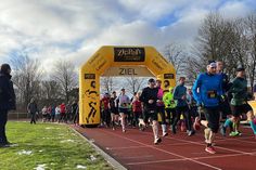 Neben dem Hauptlauf über 10 Kilometer geht es auch über die Distanzen 5 Kilometer, 2 Kilometer und 800 Meter.
