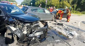 Mehrere Verletzte: Verkehrsunfall mit drei Fahrzeugen in Scharbeutz