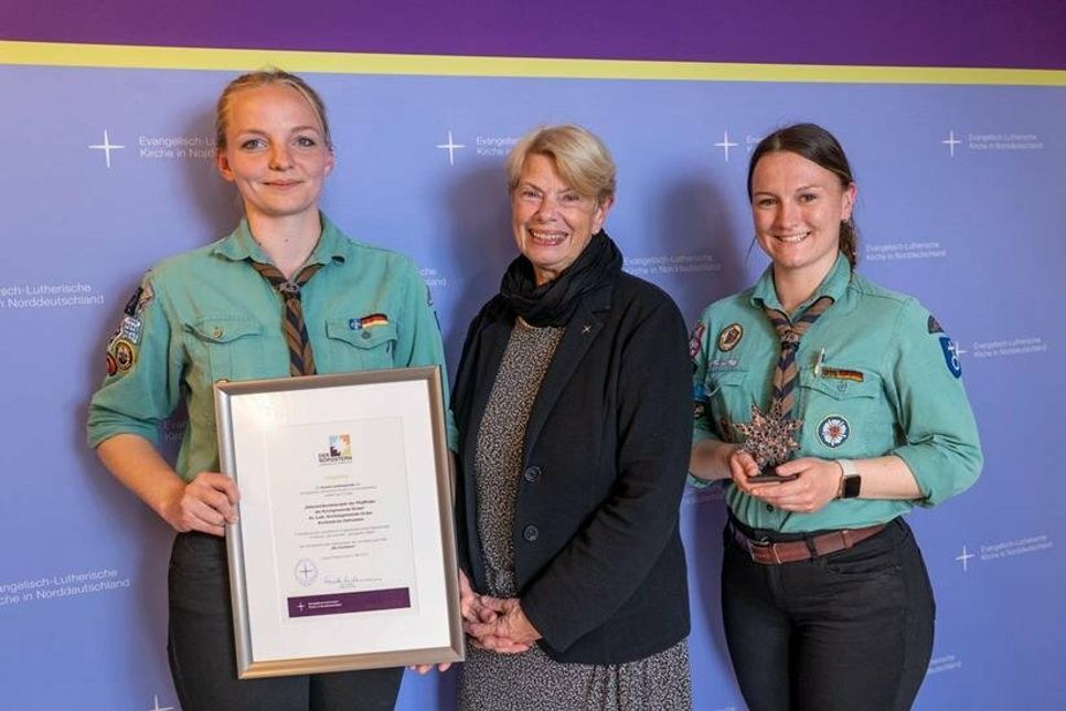 Selma Busse, Ulrike Hillmann und Merle Rathke (v. lks.).