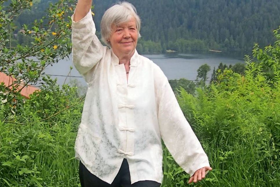 Taiji-Trainerin Dorothee Werner-Zurwonne.