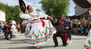 Folkloregruppe aus Mexiko.