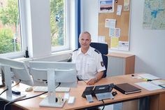 Der Erste Polizeihauptkommissar Detlef Frase ist neuer Leiter des Polizeireviers Bad Schwartau.