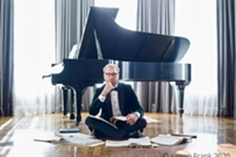 Adam Golka.