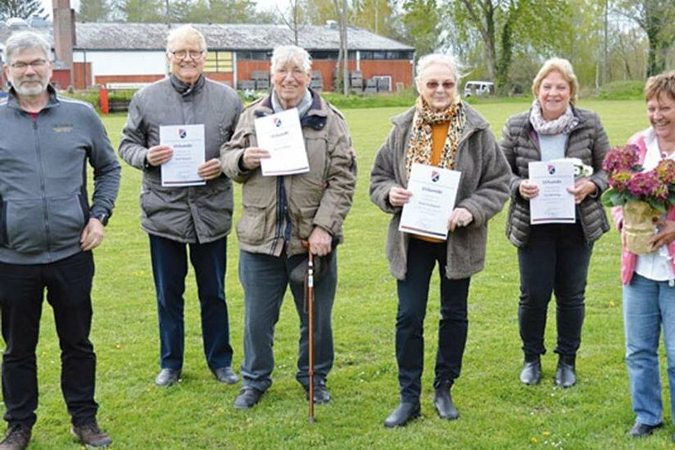 (v.l.n.r.) : Joachim Burgemeister, Karl Schuch, Hedi Gudegast, Heinz Ehlers, Iris Bünning, Regina Bieber