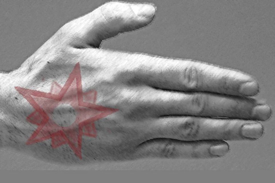 Phantombild Tätowierung rechte Hand Täter 1.