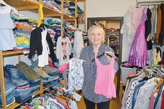 Von heute an laden die 1. Vorsitzende des DRK Bad Schwartau, Birgit Clemens, und ihre ehrenamtlichen Helfer zur „Aktonswoche für Kinderbekleidung“ ein.