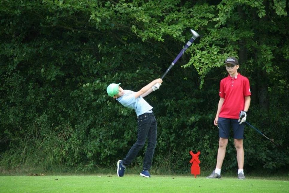 Jarne Lorentzen beim Drive mit Otis Leonhardt.