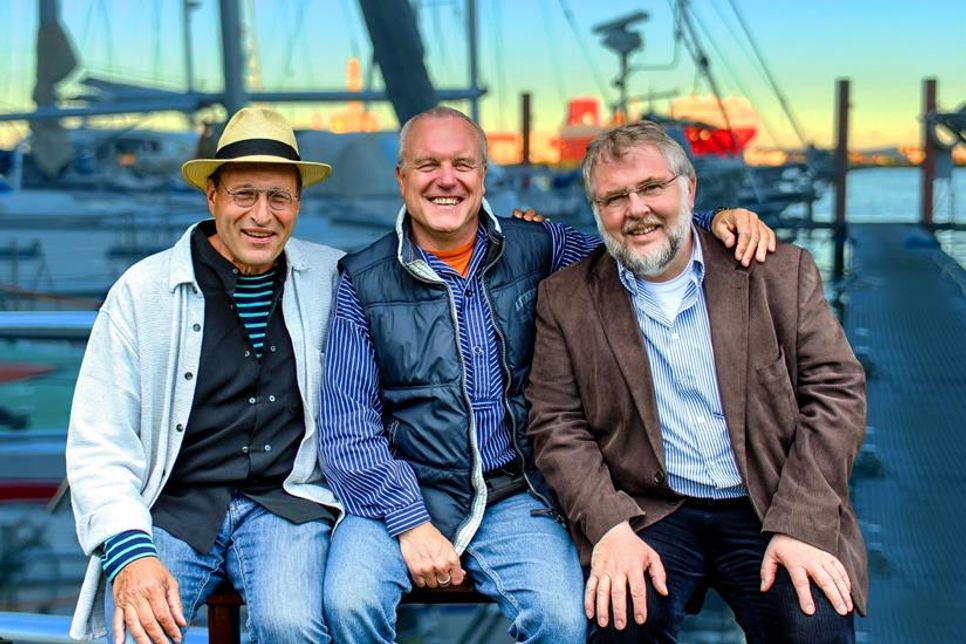 Gerd Spiekermann, Lars-Luis Linek und Jochen Wiegandt (v. re.) sind „Das Plattpaket“. (Foto: Julia Weber)