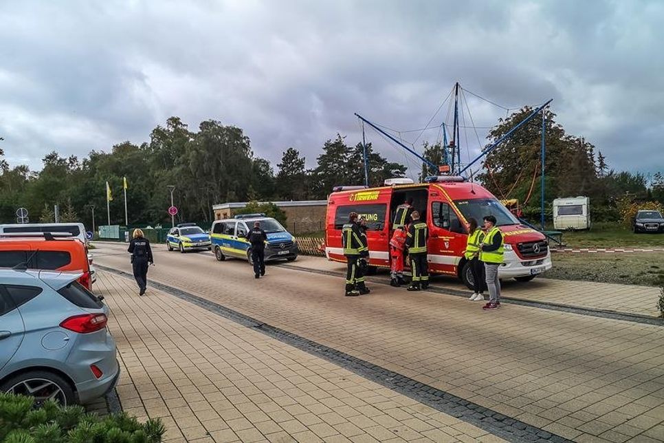 Die Feuerwehr Grömitz beteiligte sich an der Suchaktion. (Foto: Arne Jappe).