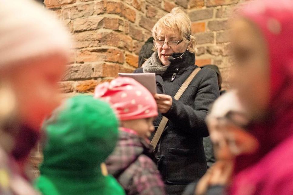 Andrea Ratjen las die Geschichte zum 8. Türchen.