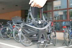 Radfahren erfreut sich immer größerer Beliebtheit, aber die wenigsten Radler tragen einen Helm. (Foto: Württembergische Versicherung AG)
