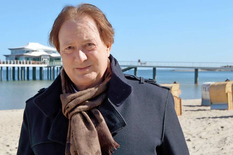 Mit seiner langjährigen Berufserfahrung will Dieter W. Metz ins Rathaus der Gemeinde Timmendorfer Strand einziehen. (Foto: Stefan Setje-Eilers)