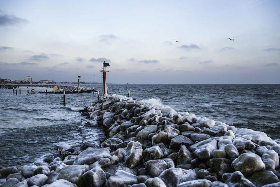 Winterlicher Hafen.