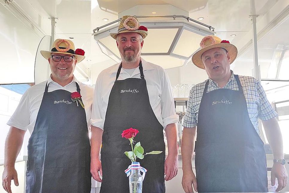 Die Bierschaffer Mario Lens, Carsten Horn und Fritz Westensee