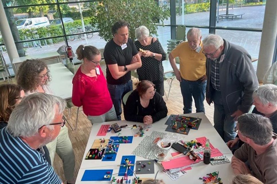 Zahlreiche Netzwerkpartner sowie interessierte Bürgerinnen und Bürger nahmen an dem Workshop teil.