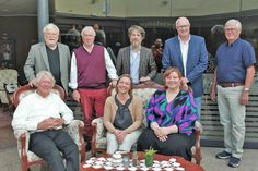 Unter den Gründungsmitgliedern herrscht Freude: Die Stadtbürger-Stiftung Oldenburg i.H. ist aus der Taufe gehoben.