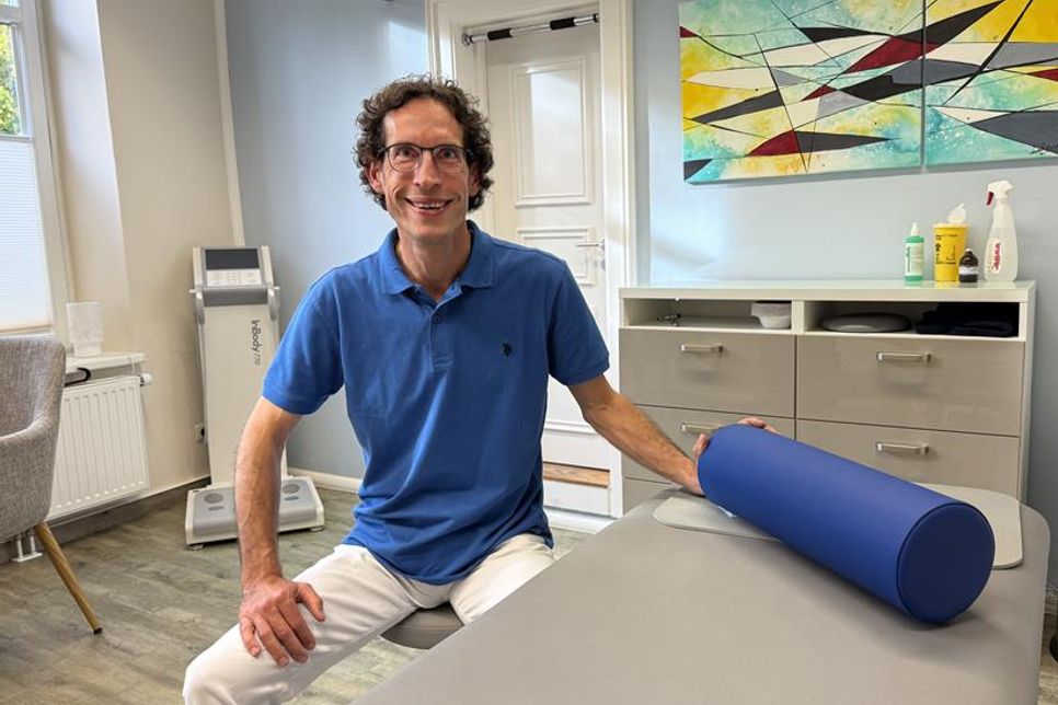 Dr. Matthias Georgi behandelt seine Patientinnen und Patienten individuell – Osteopathie, Prävention und Lebensstilmedizin stehen dabei im Mittelpunkt.
