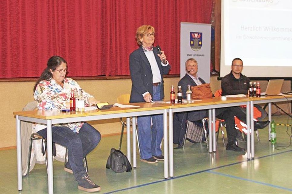 Bürgervorsteherin Jutta Zillmann begrüßte die Gäste: „Willkommen in der Stadt fürs Leben“.