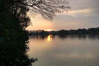 Sonja Drews fotografierte diesen traumhaften Sonnenuntergang am Lensahner Mühlenteich.