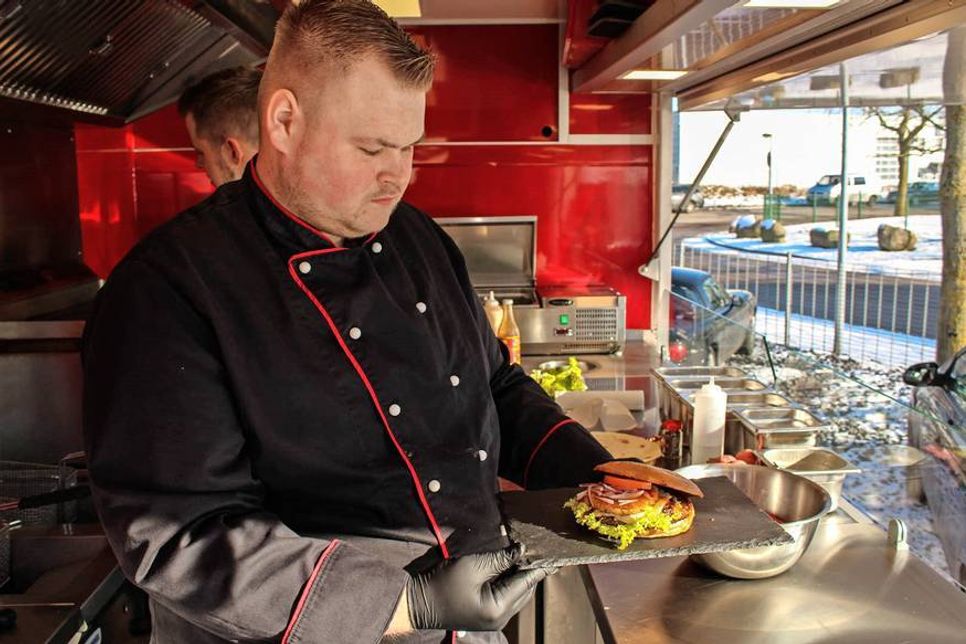 Lecker, schmecker, gut - die selbst gemachten Burger von den Streetfood Truckers.