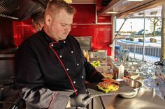 Lecker, schmecker, gut - die selbst gemachten Burger von den Streetfood Truckers.