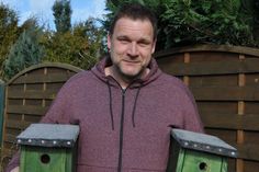 „Um den Artenrückgang von Vögeln und Insekten zu stoppen, bedarf es einer giftfreien Landschaft und vieler einheimischer Sträucher und Bäume“, erklärt Frank Schütt.