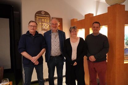 Der Vorstand bleibt gleich: Kassenwart Jan Schumacher, erster Vorsitzender  Jan-Eric Hertwig, stellvertretende Vorsitzende Christa Kautz-Stender und Schriftführer Mark Burmeister (v. lks.).