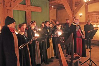 Auf eine besonders stimmungsvolle Adventsandacht dürfen sich die Besucher der Turmhügelburg Lütjenburg freuen