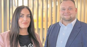 Die beiden Geschäftsführer Jaqueline Schmidt und Pascal Salewski.