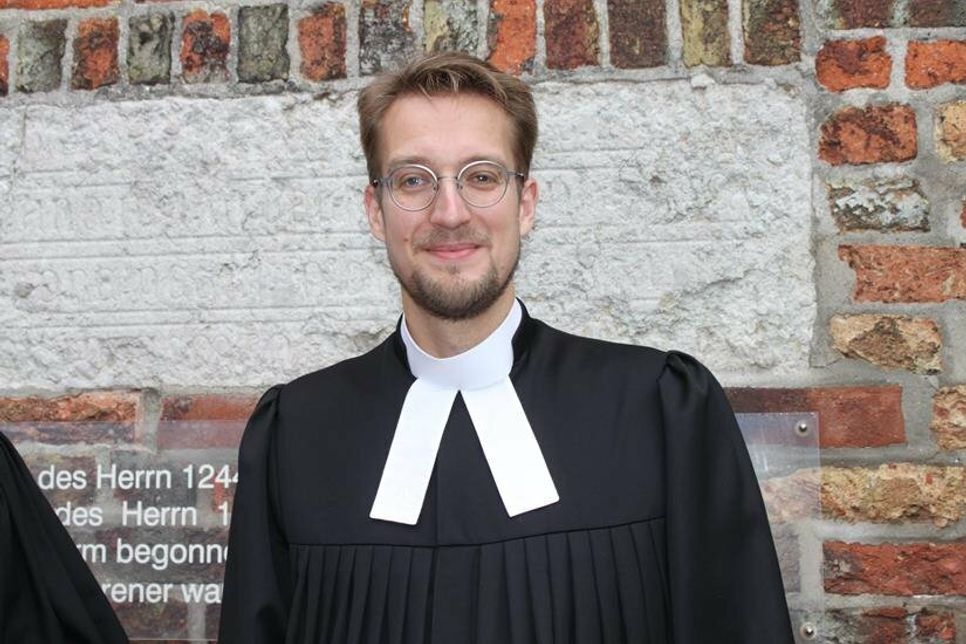 Dr. Heiko Herrmann wurde in Ludwigslust/Mecklenburg geboren.