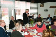 Uwe Koch, 1. Vorsitzender des Seniorenbeirates, leitete die erste öffentliche Sitzung.