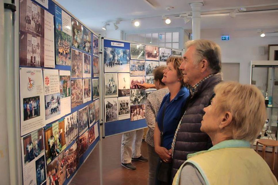 Viele Interessierte besuchten die Vernissage.