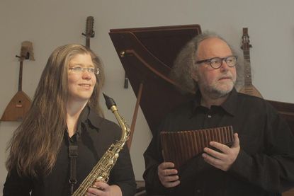 Das Instrumentalduo „Windwood & Co“ präsentiert das ganze Spektrum der Klangmöglichkeiten für die Saxophonfamilie.
