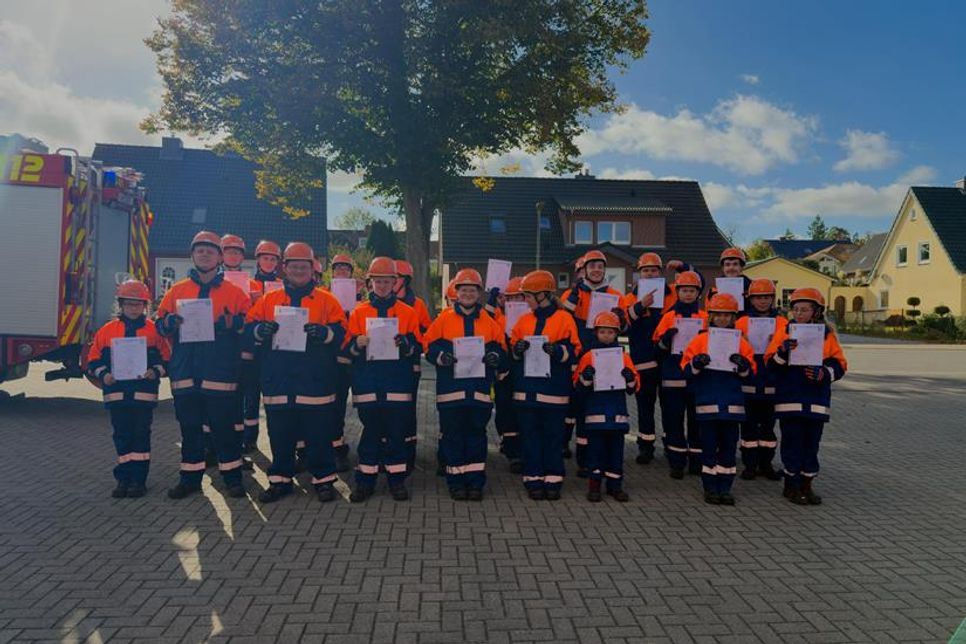 Alle teilnehmenden Mitglieder haben die Jugendflamme der Stufe 1, 2 beziehungsweise 3 abgelegt.