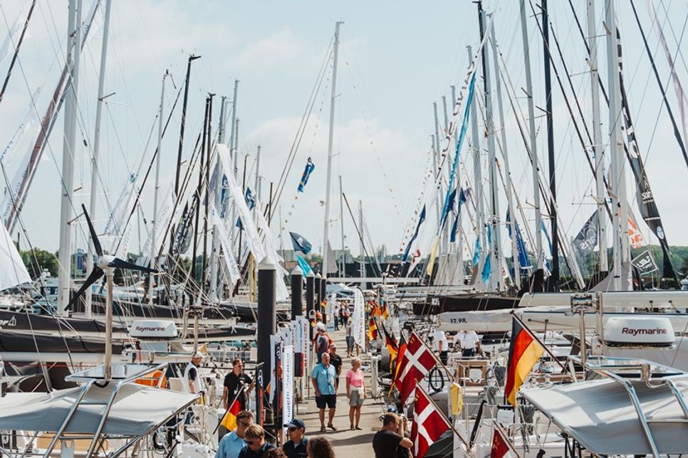 Das ancora Yachtfestival lädt zum Start in die neue Wassersportsaison nach Neustadt ein. (Foto: TALB Joelle Dörnath.